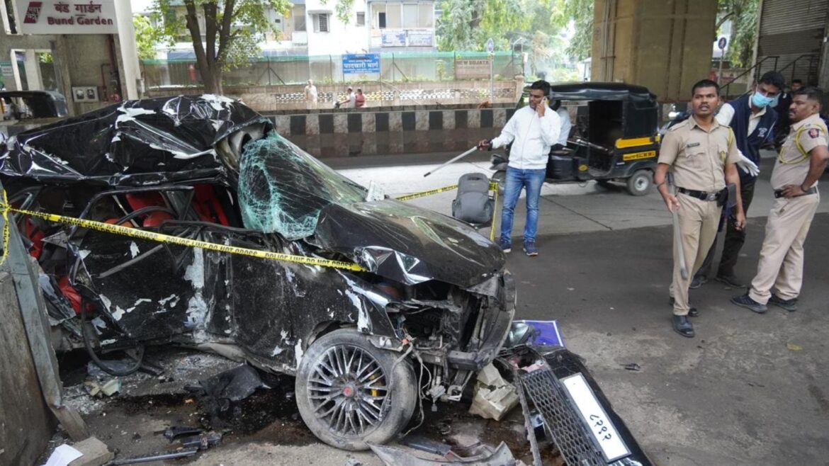 The car that rammed into a pillar of Bund Garden metro station killing two and critically injuring one .Express Photo By Pavan Khengre,
