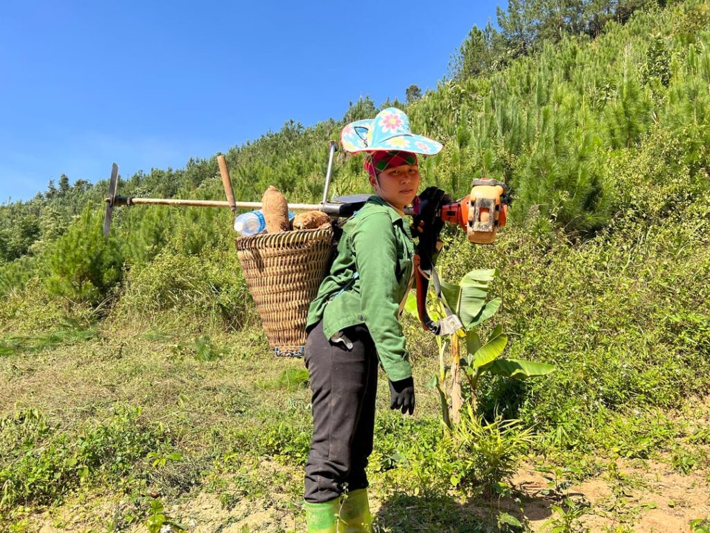 The meal on the farm is simple but very delicious.