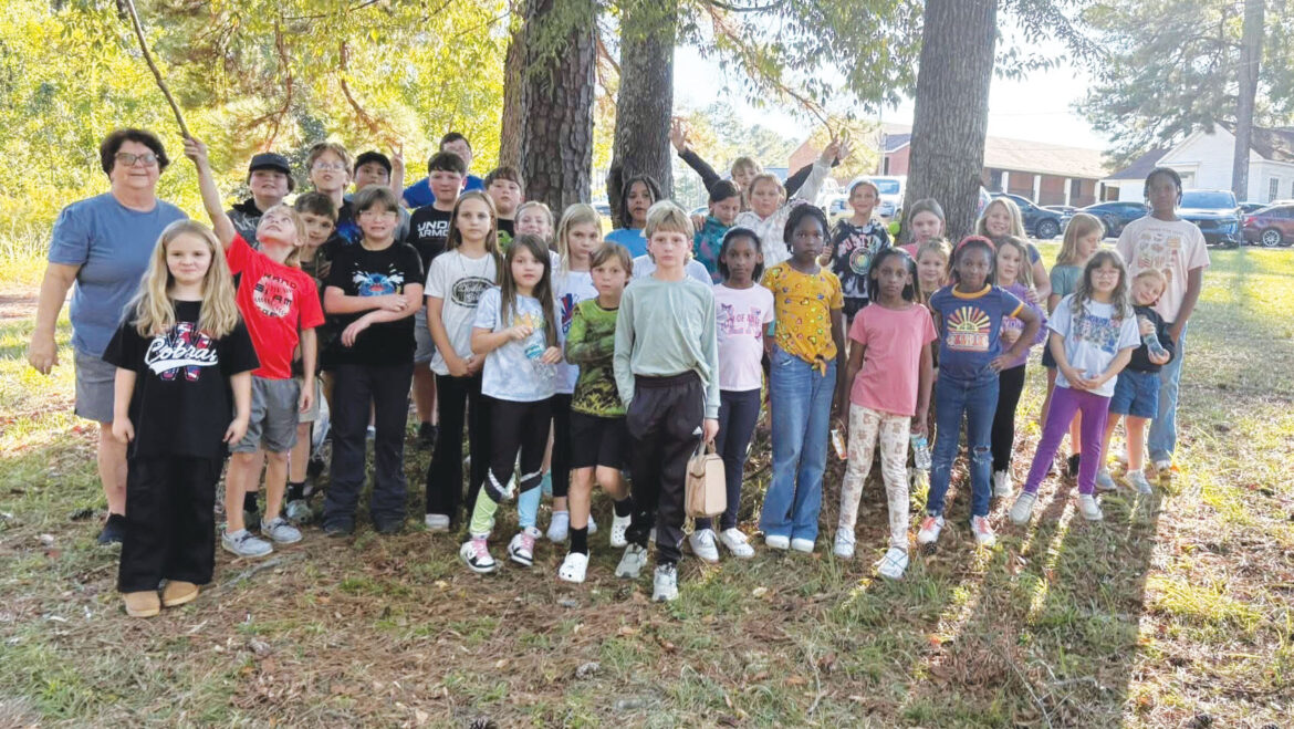 Wesson Garden Club Butterbeans explore nature