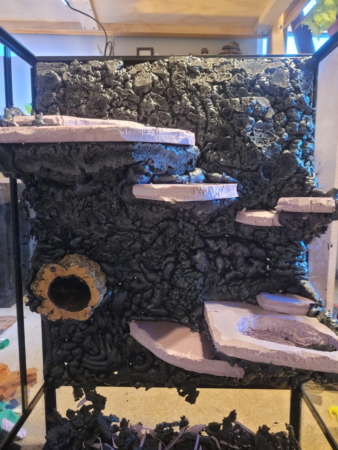 How to stick coco coir?