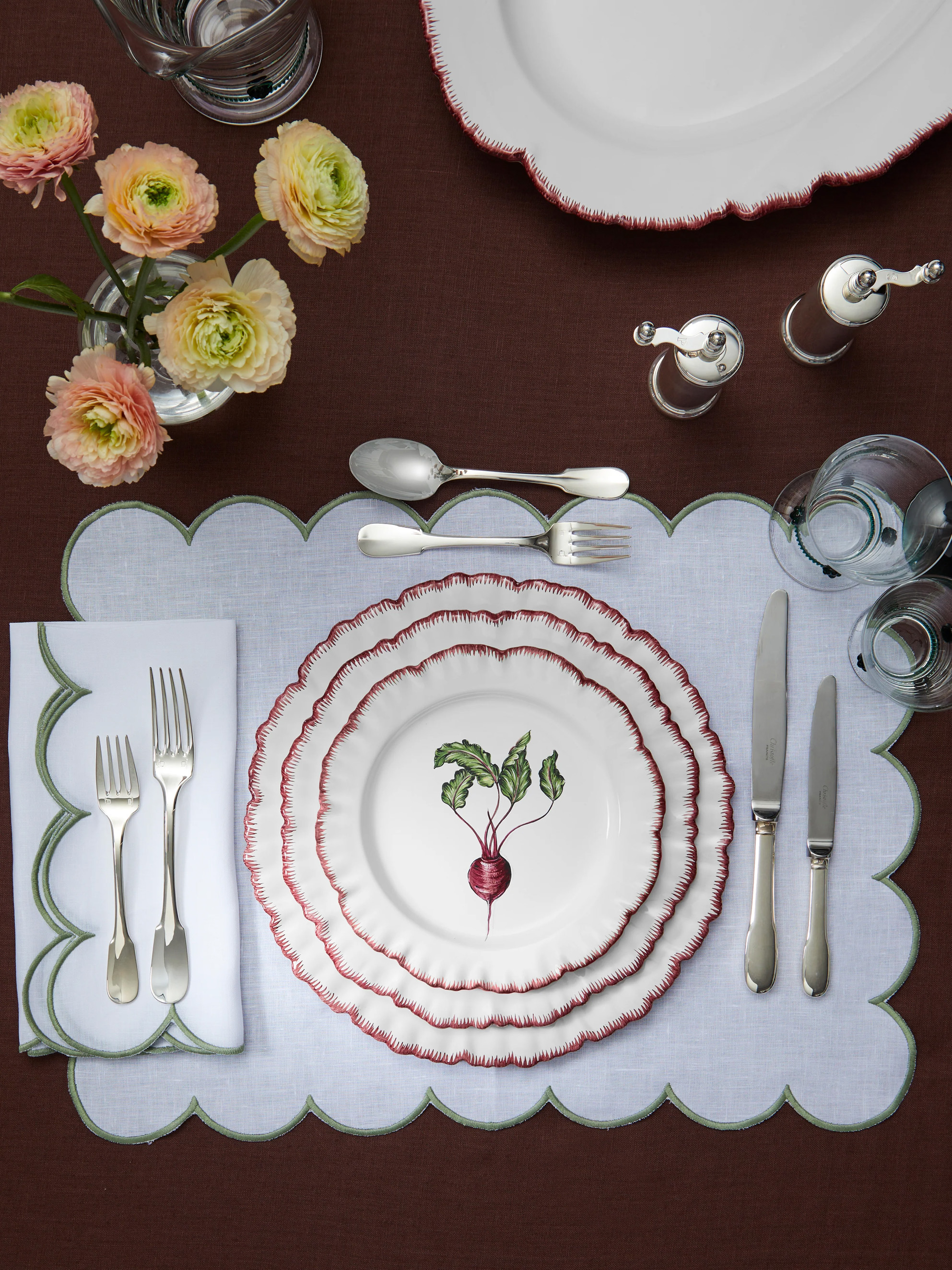 Abask Atelier Soleil Vegetable Garden Radish Hand-Painted Ceramic Salad / Dessert Plate (8in/21cm)