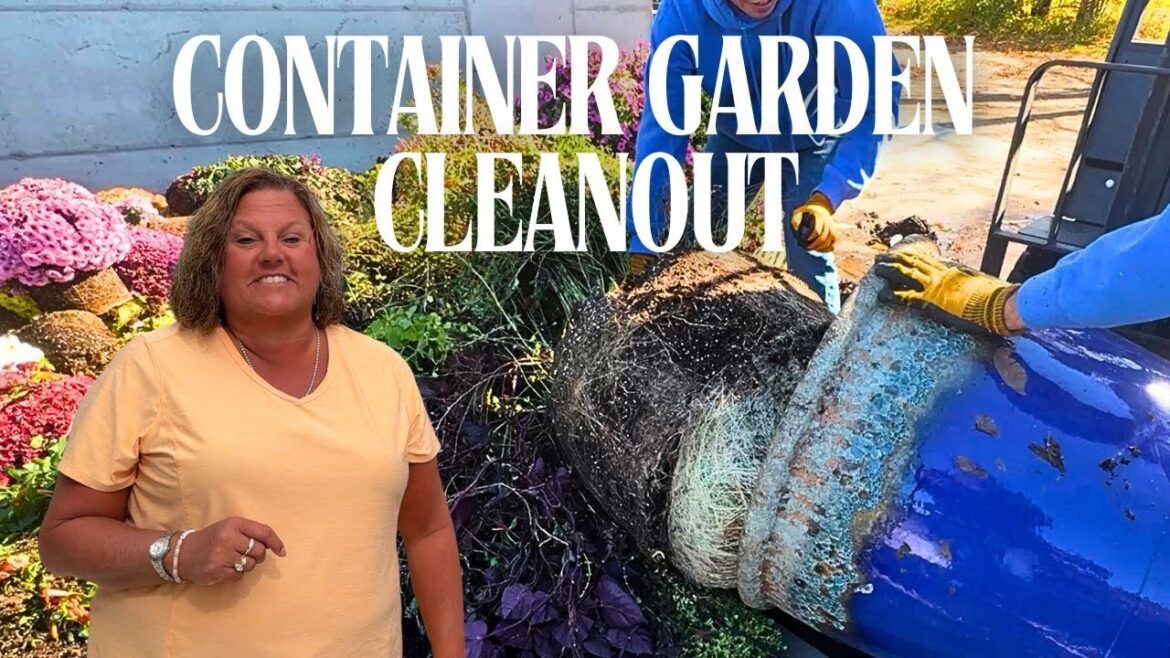 Cleaning Up the AquaPots 🌿  End of Season Container Garden Cleanup