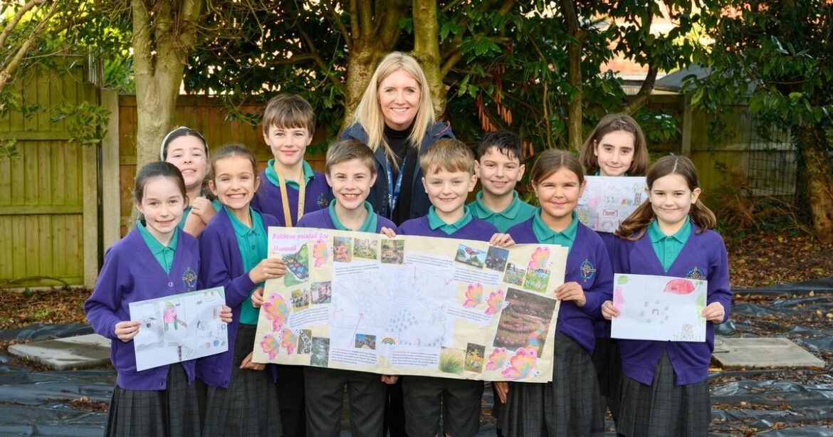 Community unites to create memorial garden in tribute to ‘special little girl’ Lancs Live