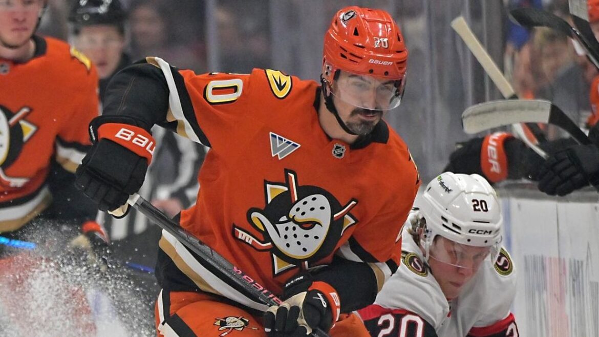 Former Rangers Chris Kreider, Jacob Trouba return to Madison Square Garden Former Rangers Chris Kreider, Jacob Trouba return to Madison Square Garden