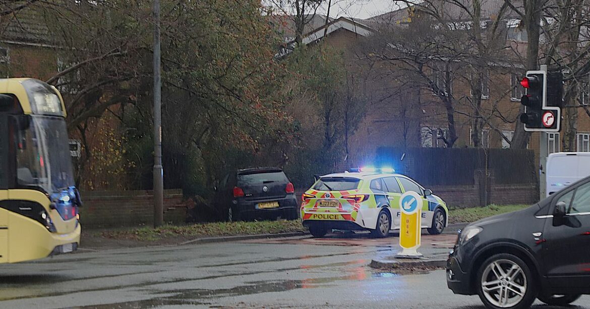 Car is smashed into garden wall as suspected drink driver is arrested Manchester Evening News