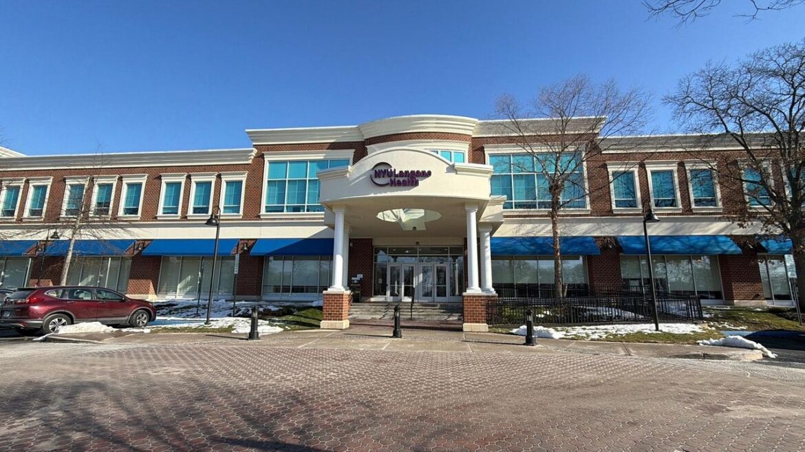 Medical, retail building in Garden City sold for $36M Medical, retail building in Garden City sold for $36M