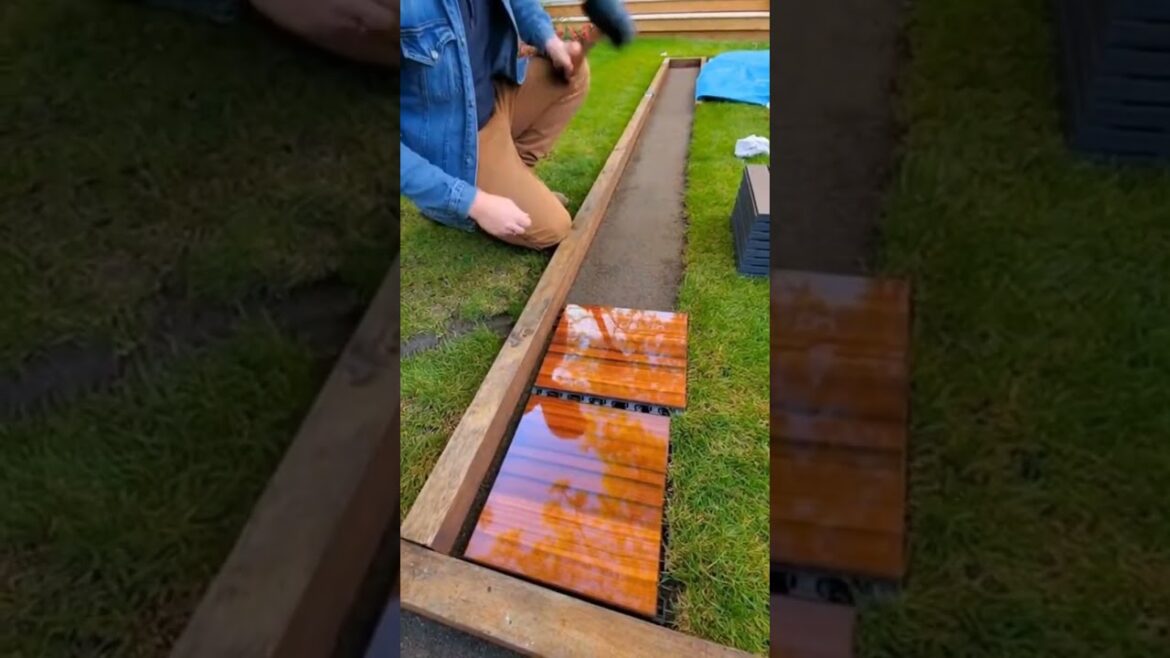 Snap‑In Gloss Pathway: Fast Backyard Upgrade #landscape #DIY #resin