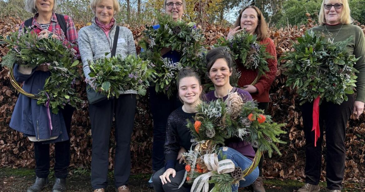 Gardening: old egg trays as tool for planting tulips