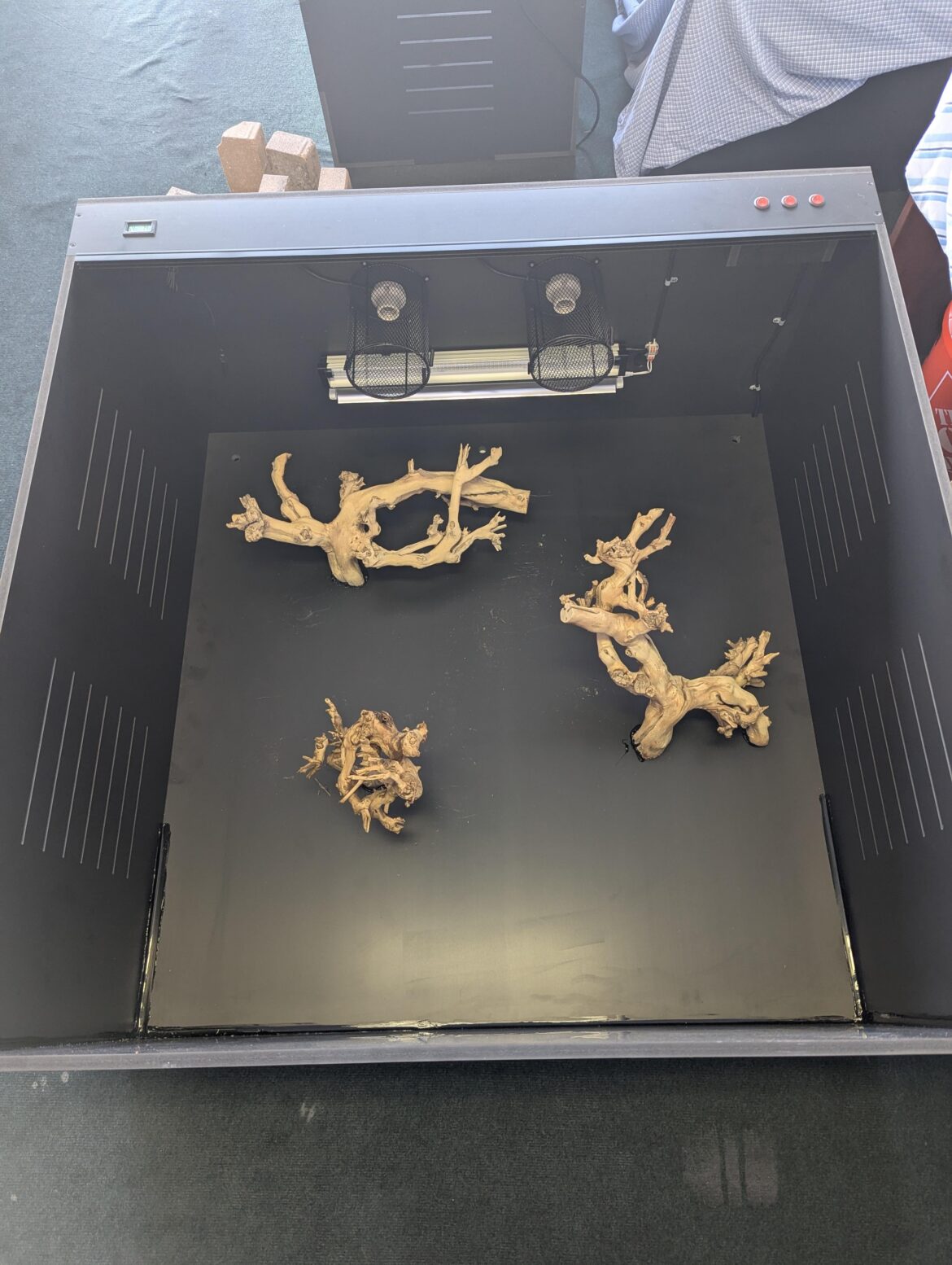 Is it okay to only do sections of the backdrop with foam? Is it okay to only do sections of the backdrop with foam?