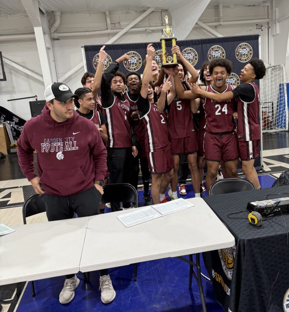 Kingston takes down Garden City – Daily Freeman Kingston takes down Garden City – Daily Freeman