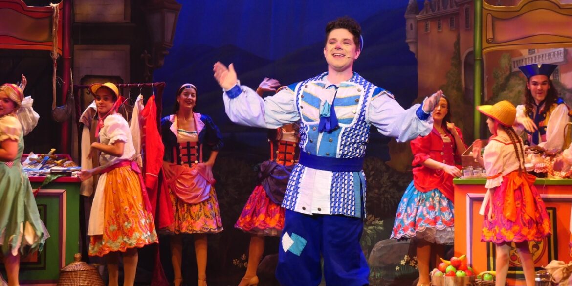 First Look at CINDERELLA at Campus West, Welwyn Garden City