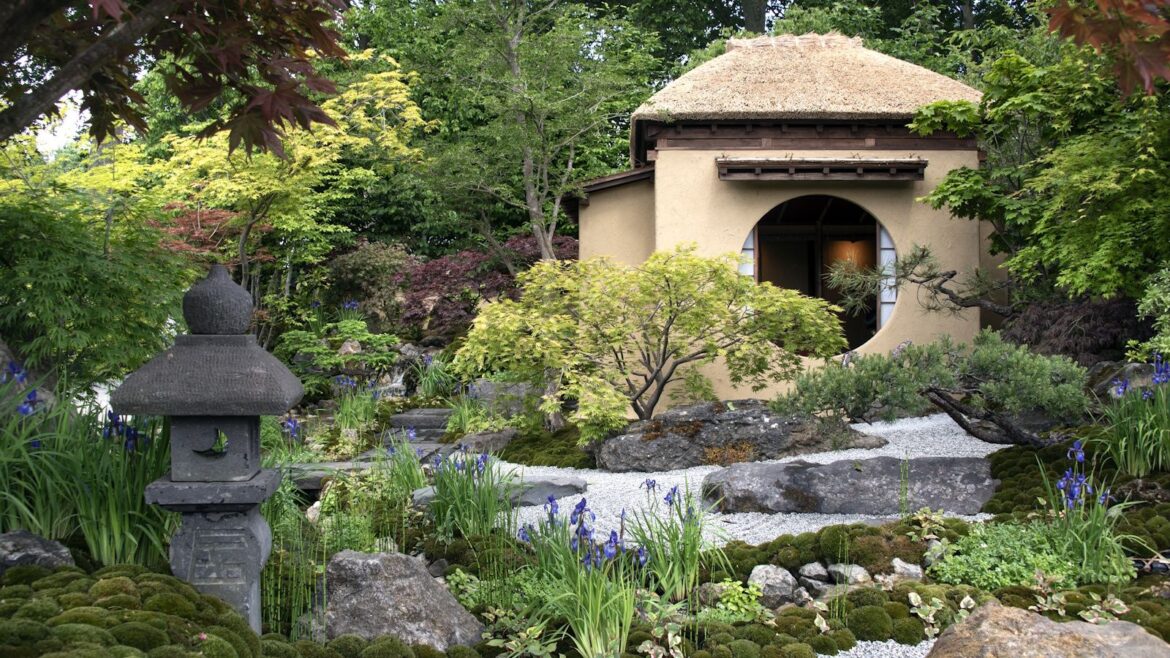 The Ultimate Japanese Gardening Tools Holiday Gift Guide 2025 Chelsea Flower Show Japanese Garden