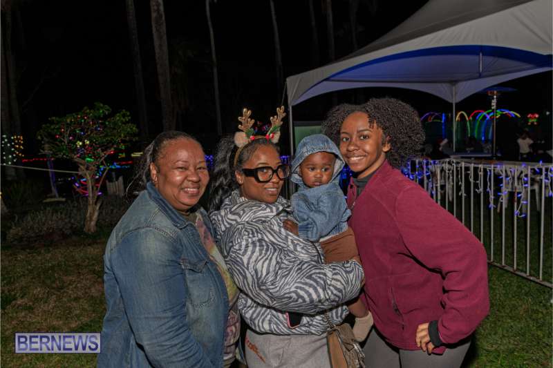 Somers Garden Christmas Wonderland Bermuda Dec 2025 (11)