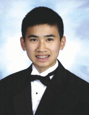 Master gardeners award scholarship goes to outstanding high school senior Master gardeners award scholarship goes to outstanding high school senior