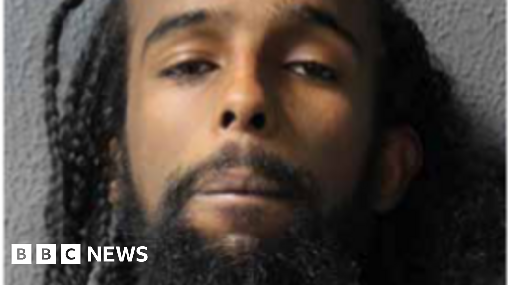 Man jailed for murder of Kensington Palace gardener Man jailed for murder of Kensington Palace gardener