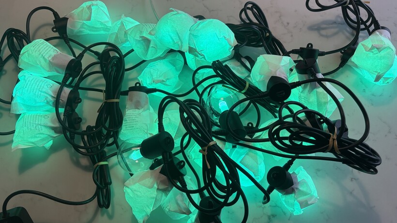 Philips Hue Festavia Globe Outdoor String Lights Review turned on