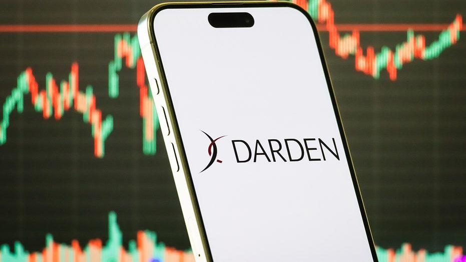 Darden Restaurants Logo Displayed On Smartphone Screen