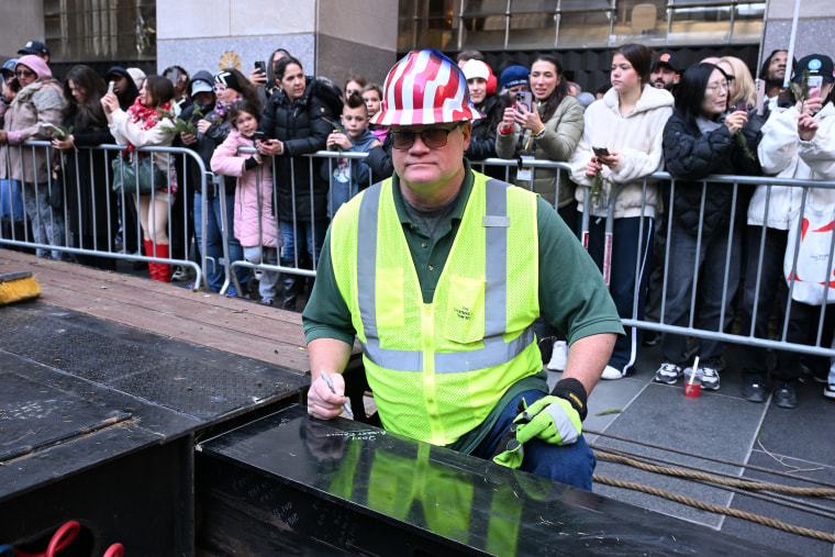 Erik Pauze Rockefeller Center Christmas Tree