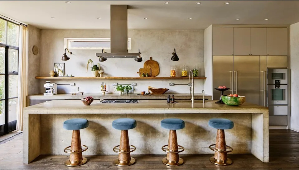 Inside the northwest London home (Omaze)