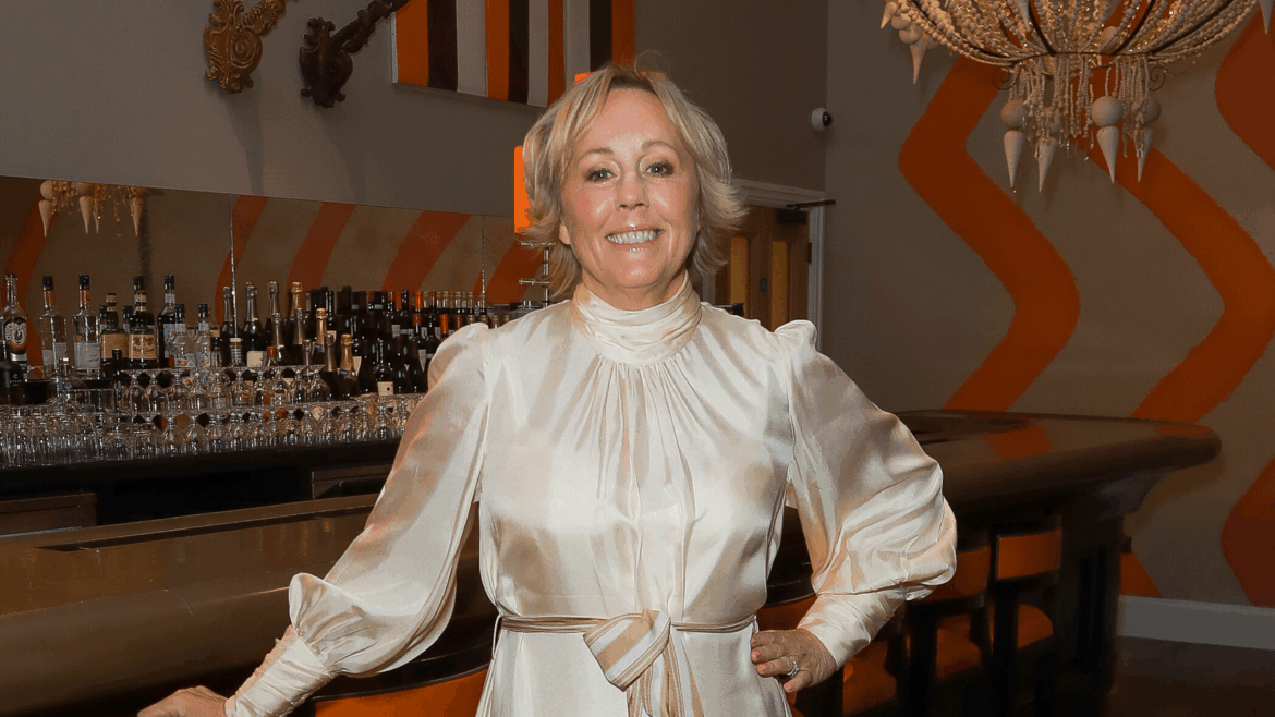 Shirlie Kemp has decorated her greenhouse for Christmas