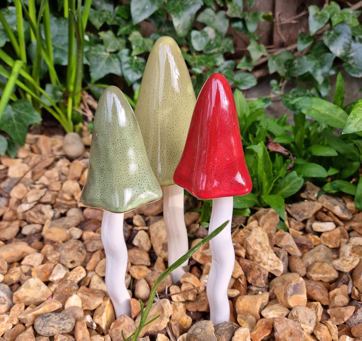 Hh Home Hut Tinkling Ceramic Toadstools - Colourful Garden Ornaments, Mushrooms Plant Pot Set of 3 Outdoor Decor, Kids Gardening Set Fairy Garden Large Accessory (sage, Red, Green)