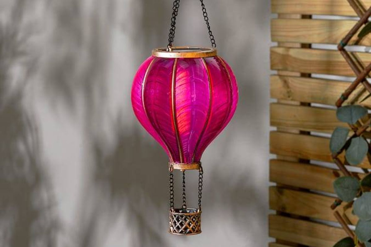 The medium version of the hanging solar lights