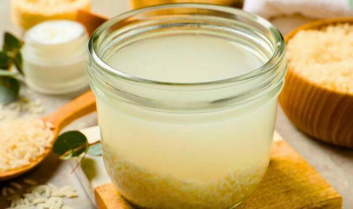 Picture of a jar of rice water