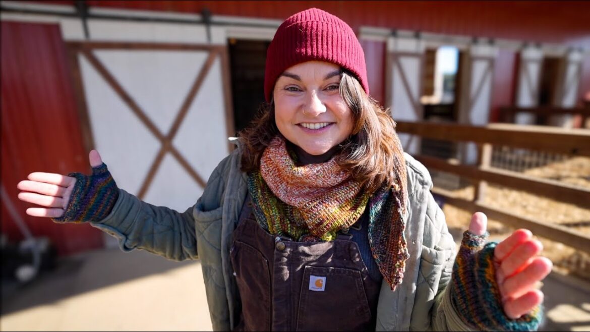 Roots and Refuge Farm: Ordinary (Freezing Pants & A New Year) | VLOG Ordinary (Freezing Pants & A New Year) | VLOG