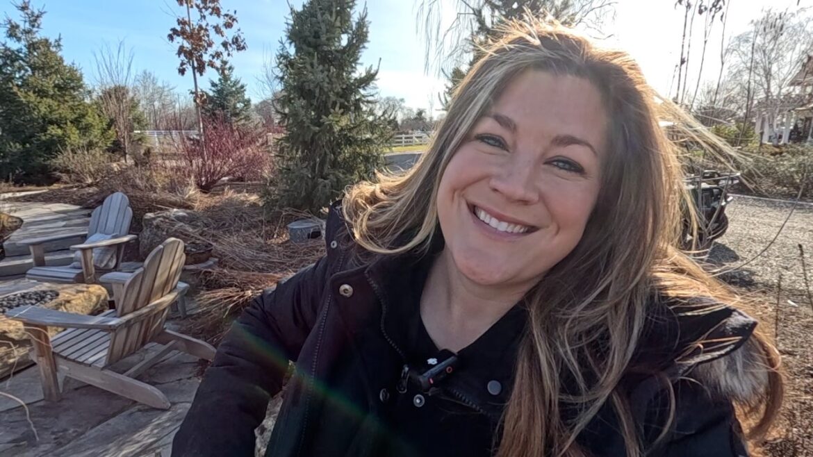 Repotting Perennials & Garden Clean Up! 🪴☀️🌿 // Garden Answer