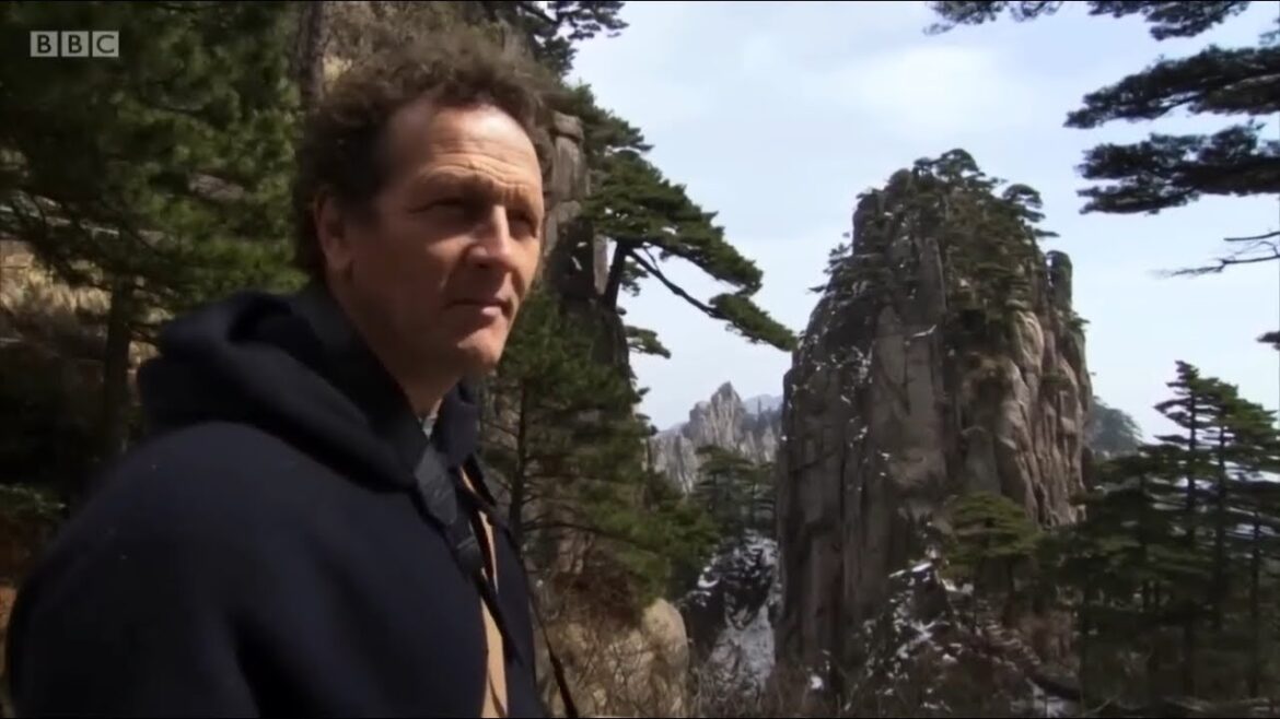 Around the World in 80 Gardens 7 - China & Japan - Monty Don