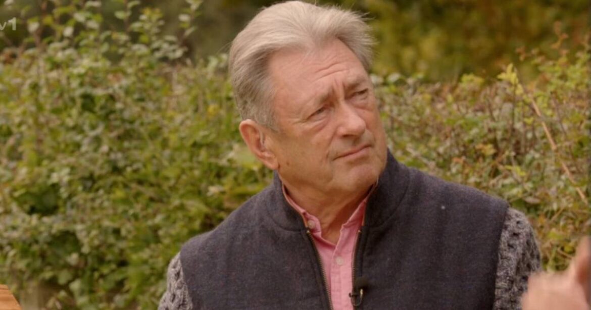 Alan Titchmarsh issues major warning to ‘impatient’ gardeners about vital winter job Daily Mirror