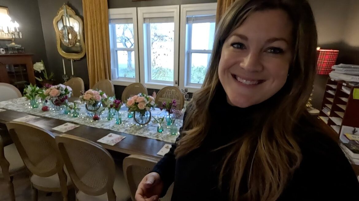 Plant Haul, the MOST Delicious Butternut Noodle Soup & Samantha’s Flower-y Birthday Centerpiece! 🪴🍲🌸