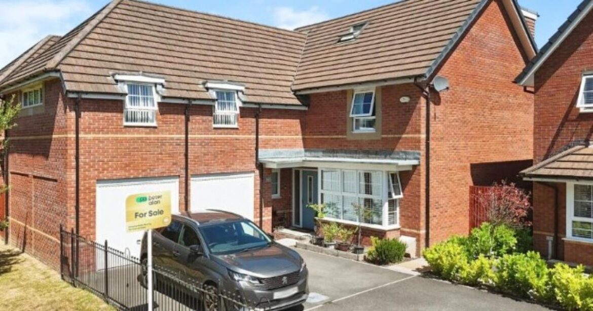 Newport home with orangery and six bedrooms now on market