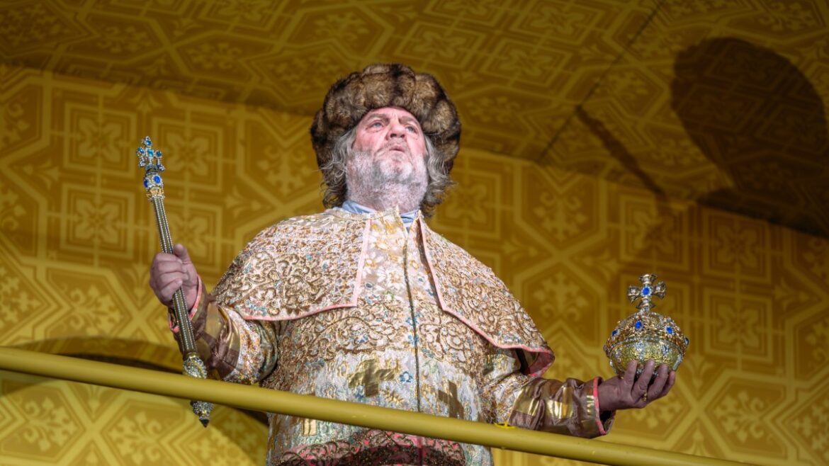 Boris Godunov at Covent Garden review — Bryn Terfel is still magnificent Boris Godunov at Covent Garden review — Bryn Terfel is still magnificent