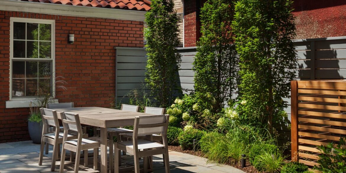 10 Expert-Backed Garden Trends for 2026