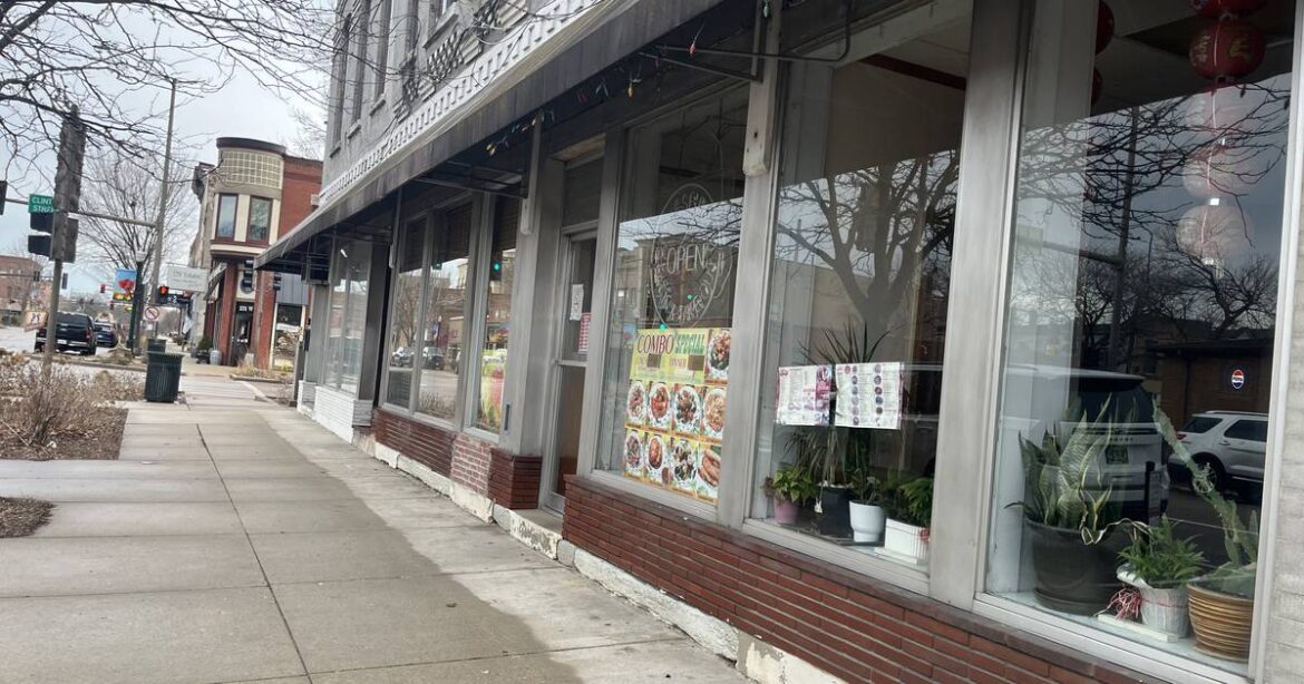 Lin Garden restaurant temporarily closes after apartment fire – Shaw Local Lin Garden restaurant temporarily closes after apartment fire – Shaw Local