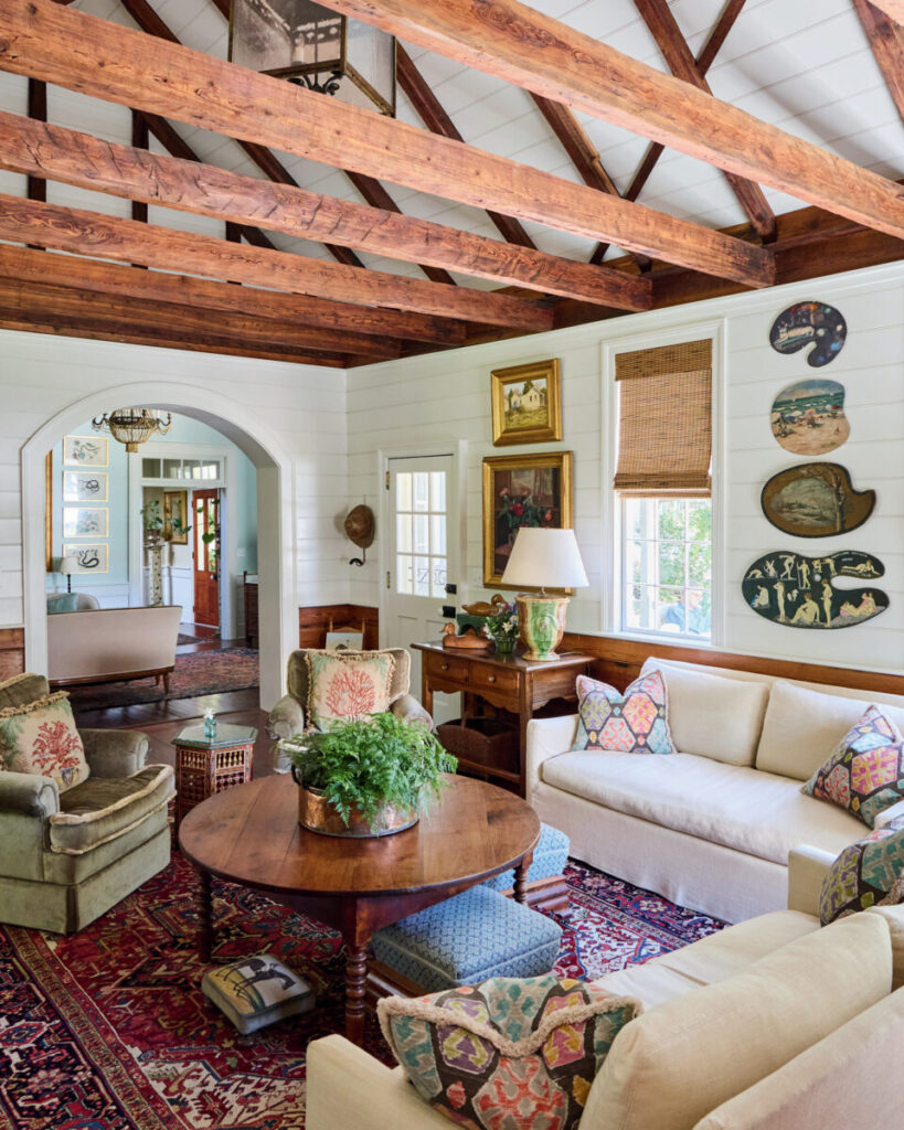 Inside a Cozy Lowcountry Artist’s Cottage – Garden & Gun