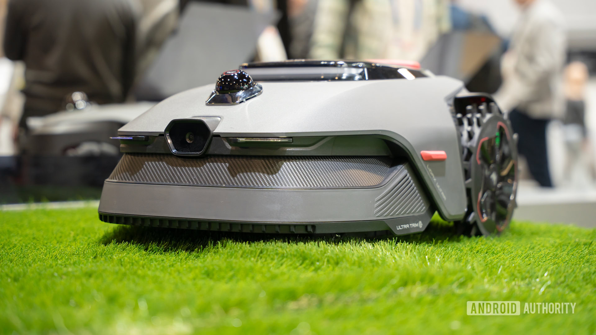 MOVA LiDAX Ultra 1000 robot lawn mower at CES 2026 1
