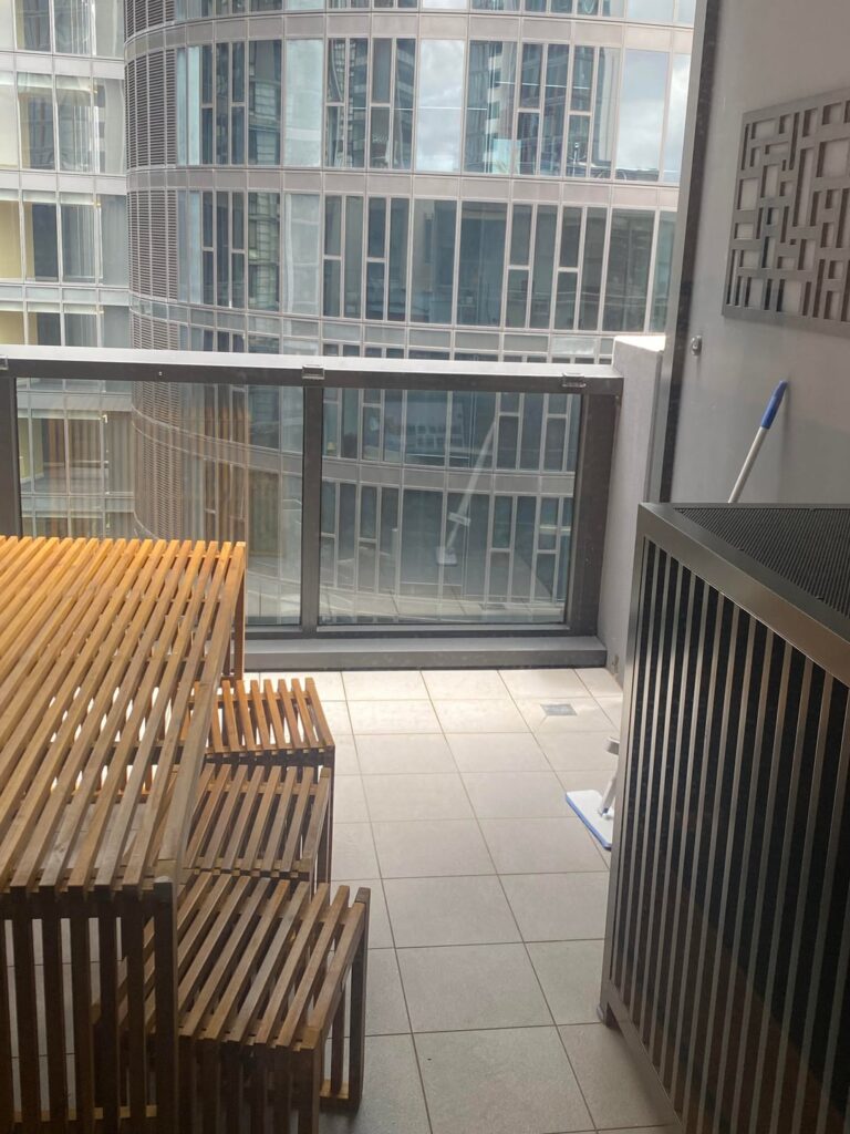 Can a Japanese maple tree thrive/grow in this corner of the balcony where the sun hits