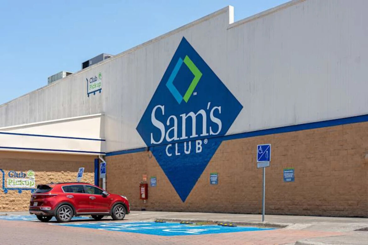 Sam’s Club Shoppers Say This “Gorgeous” Garden Staple Instantly Brightens Your Space