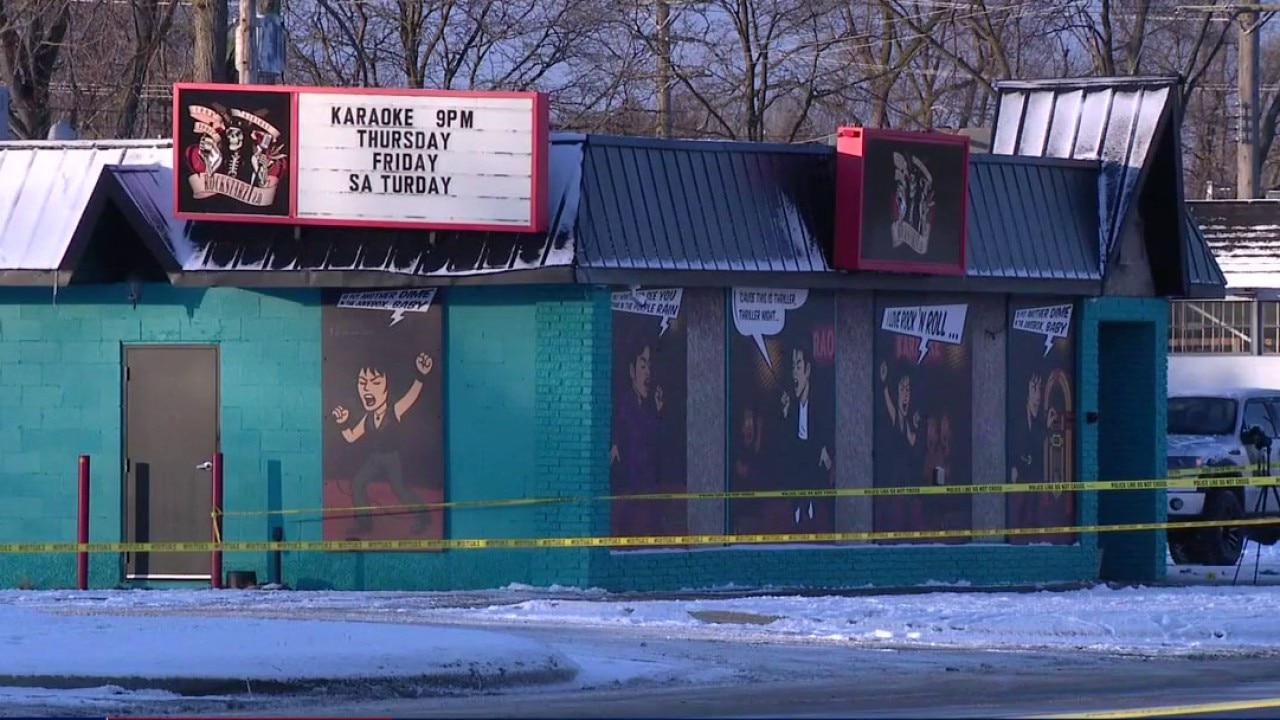 Two shot outside Garden City bar, suspect surrenders to police