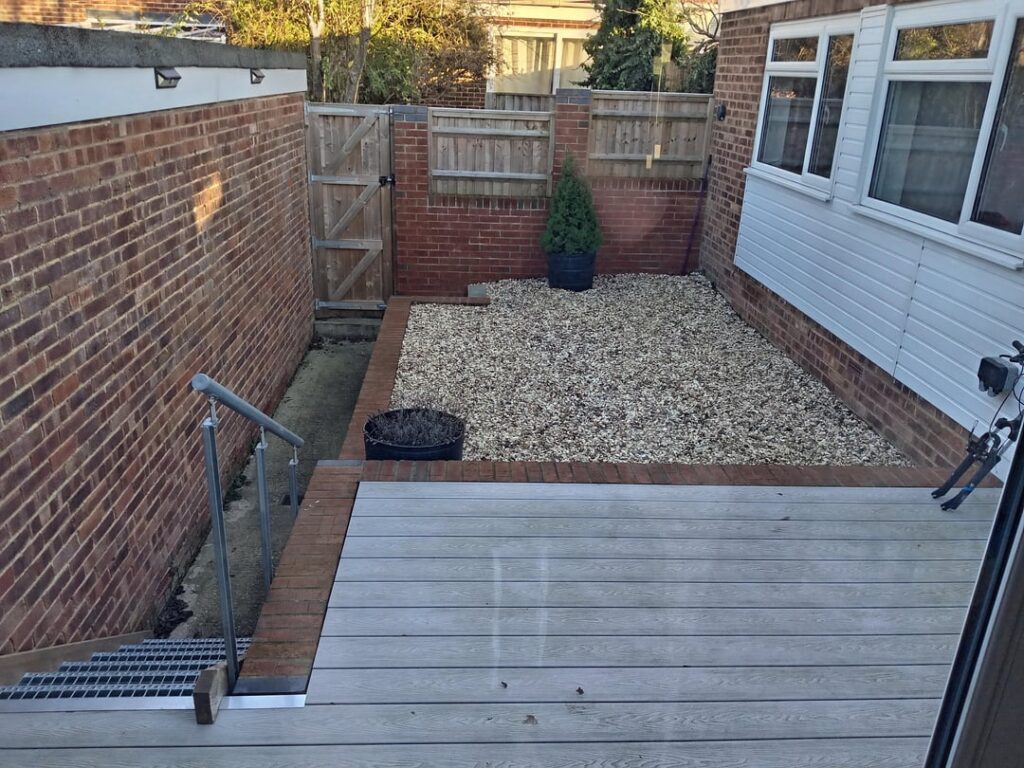 I need help with my garden, please!
