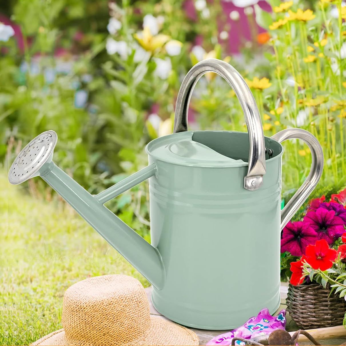 Lechloris Metal Watering Can for Outdoor Plants, Galvanized Steel Watering Can With Removable Spout, 1 Gallon,perfect Home &amp; Garden D&eacute;cor Cream Green