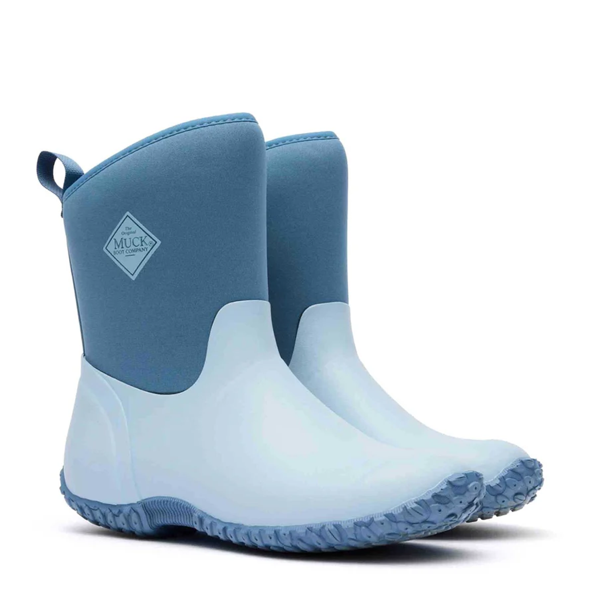 The RHS Muckster II Short Boots come in the choice of two colours including blue and tan