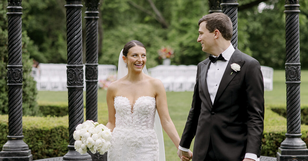 An Elevated Garden Party at the Inn at Barley Sheaf Farm An Elevated Garden Party at the Inn at Barley Sheaf Farm