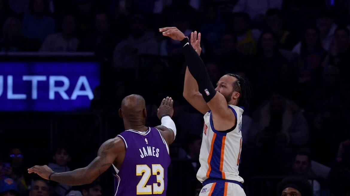 Huge, expensive turnout for what might be LeBron's last visit to Garden