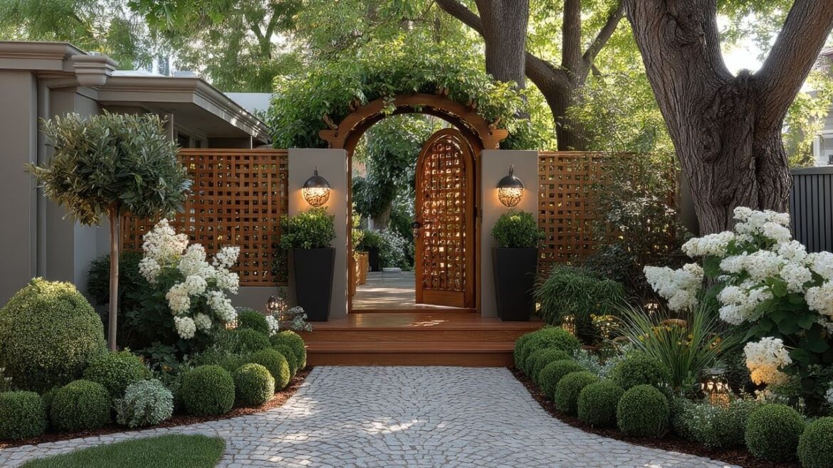 50 GENIUS Backyard Privacy Ideas for Small Spaces | 2026 Farmhouse Garden Trends