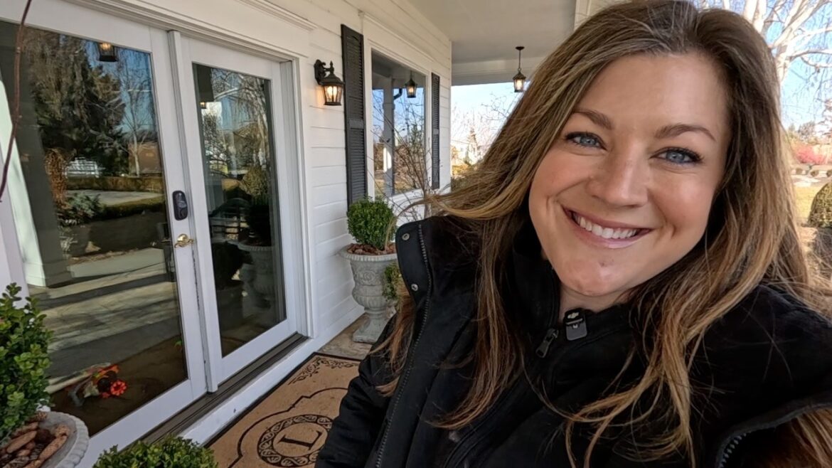 Planting Viburnums and a Lilac, Power Washing Sidewalks & Bathroom Demo/Reno Update! 🪴💦⚒️