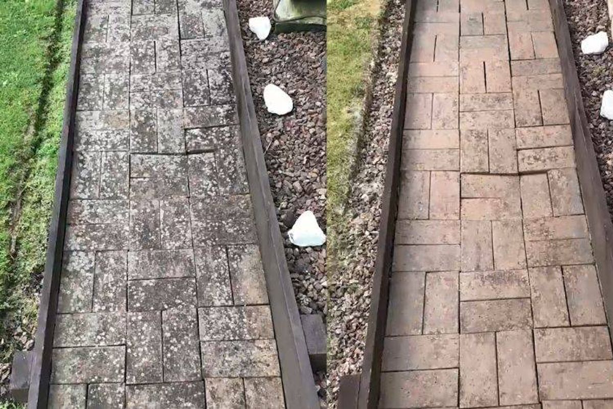 Wet and Forget Multi-Surface Outdoor Cleaner requires no scrubbing