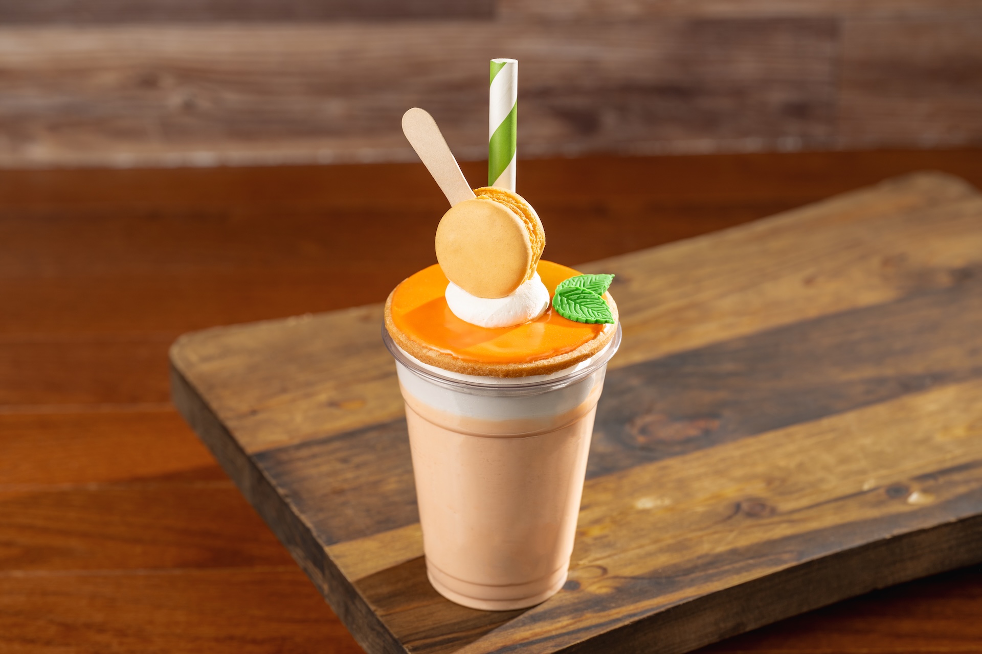 2026-WDW-FG-Foodie-Guide-OrangeMilkshake